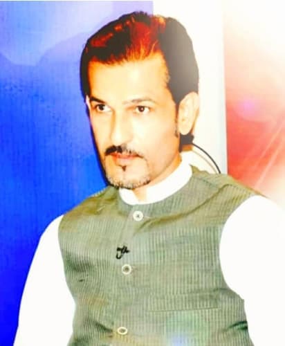 کریم شاہ