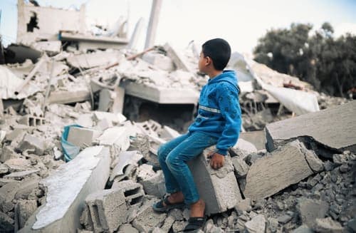 اسرائیلی حملے میں غزہ میں مزید 42 فلسطینی شہید، حماس جنگ بندی کے لیے تیار