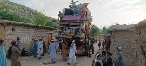 اہم خبر: افغان مہاجرین کی جبری واپسی انسانیت کے منافی فعل قرار