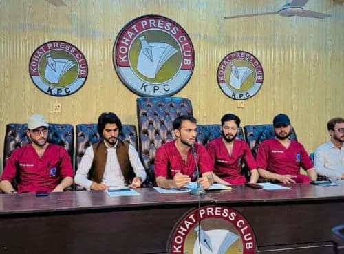 کوہاٹ یونیورسٹی نے طلبہ کو چونا لگا دیا۔ مستقبل داؤ پر لگ گیا